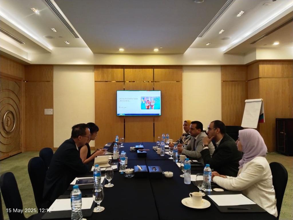 43233885.jpg 24ec82d4-226a-4f09-b338-acf2ccde3d37.jpg